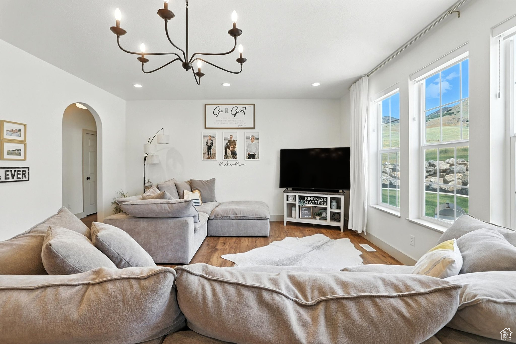 COUNTRY ESTATES SUBDIVISION - Residential