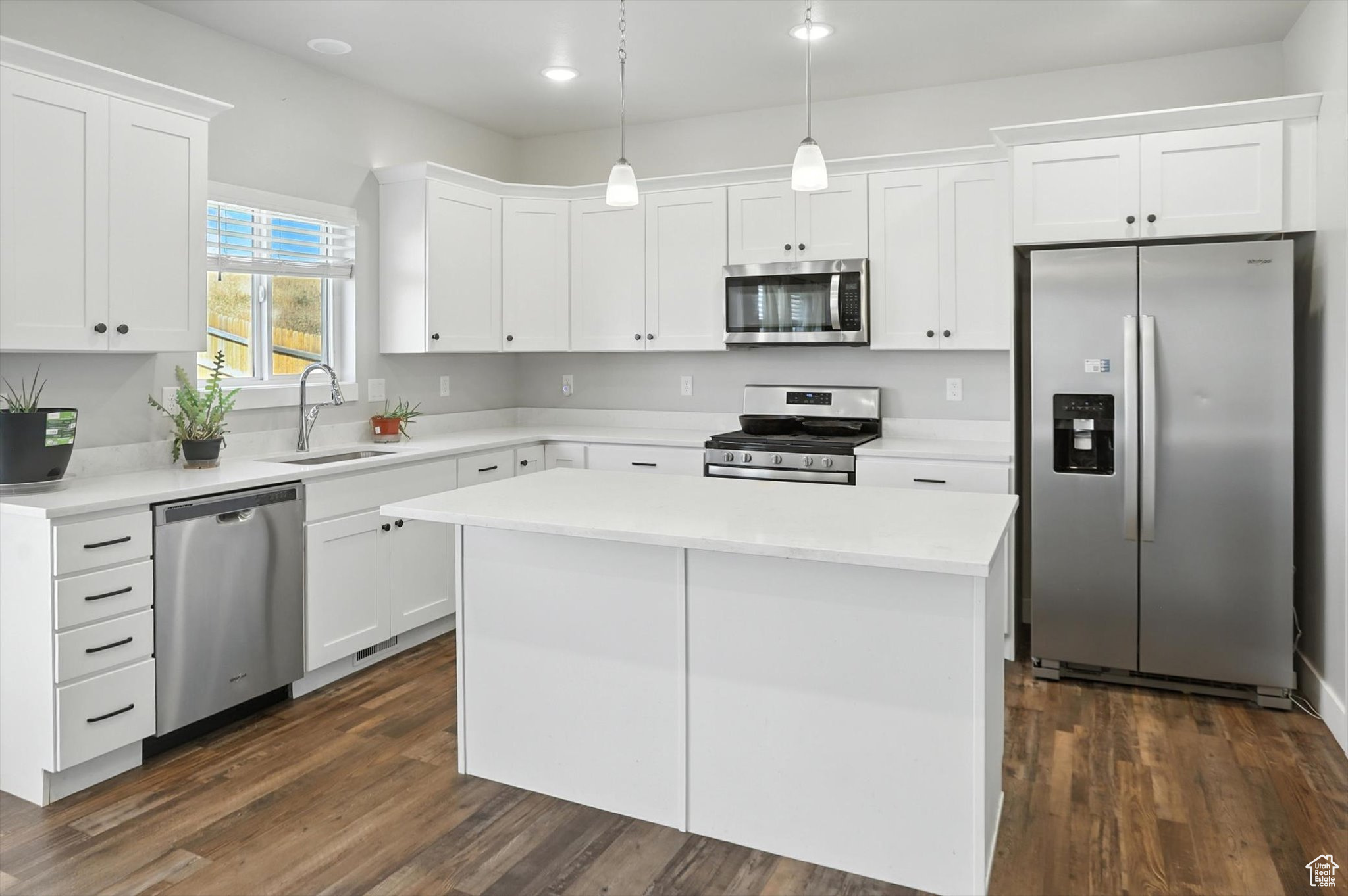 MT STERLING FARMS - Residential