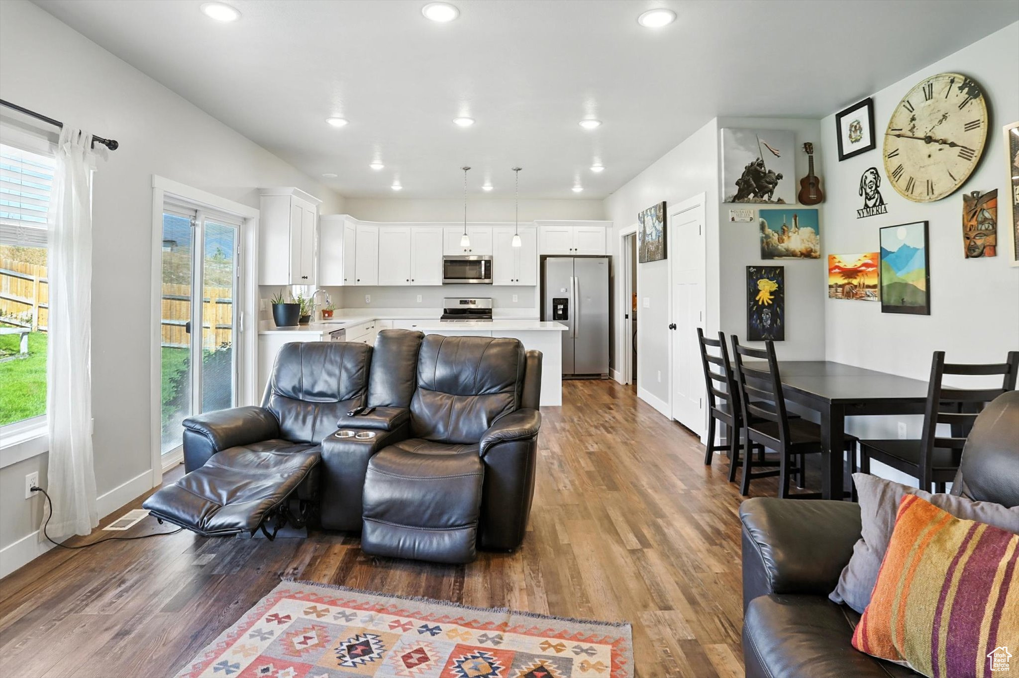 MT STERLING FARMS - Residential