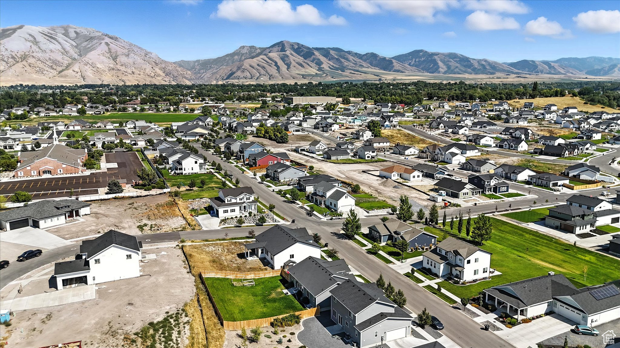 MT STERLING FARMS - Residential