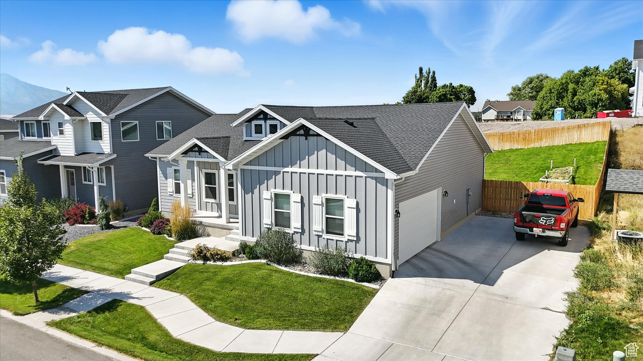 MT STERLING FARMS - Residential
