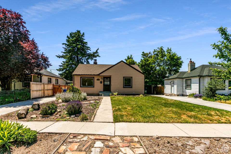 Salt Lake City, Utah 84106, United States, 4 Bedrooms Bedrooms, ,2 BathroomsBathrooms,Residential,Pending,55365