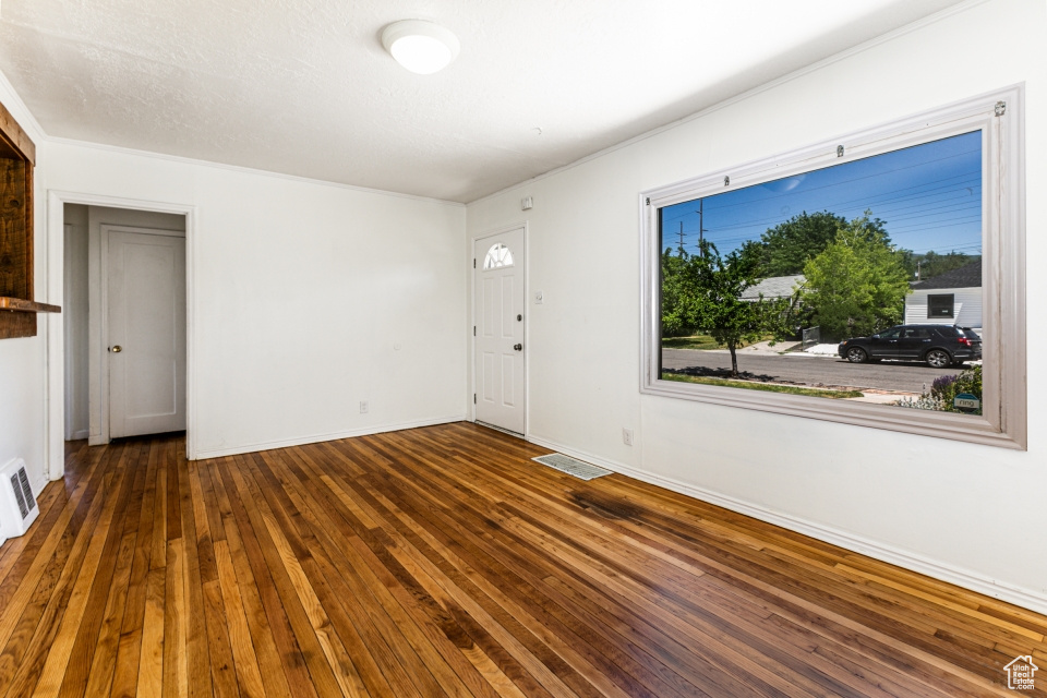 Salt Lake City, Utah 84106, United States, 4 Bedrooms Bedrooms, ,2 BathroomsBathrooms,Residential,Pending,55365