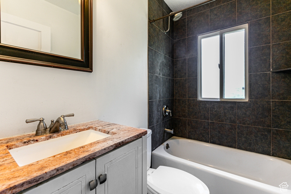 Salt Lake City, Utah 84106, United States, 4 Bedrooms Bedrooms, ,2 BathroomsBathrooms,Residential,Pending,55365