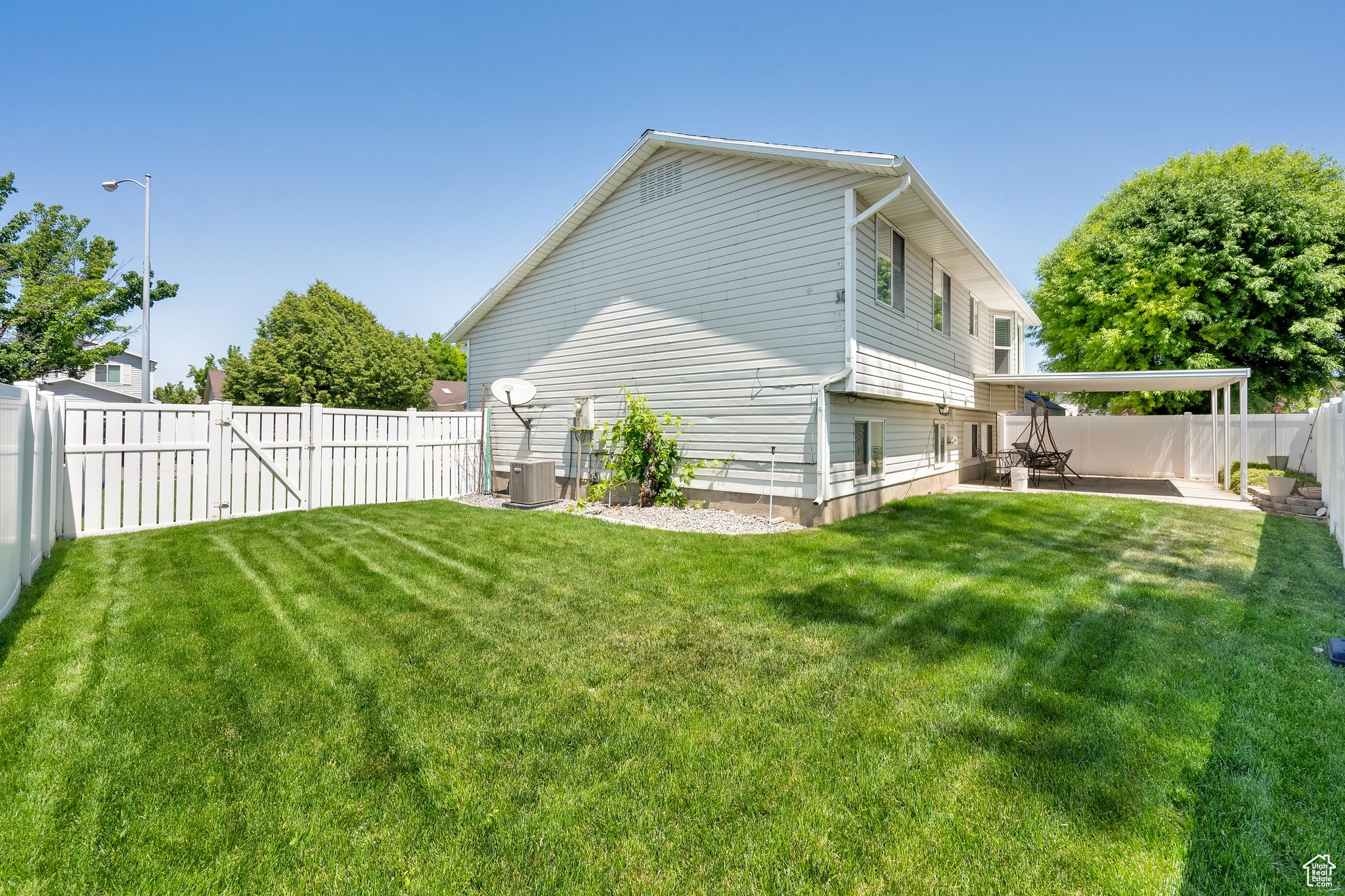 1127 W Monticello Ln, Murray, Utah image 5