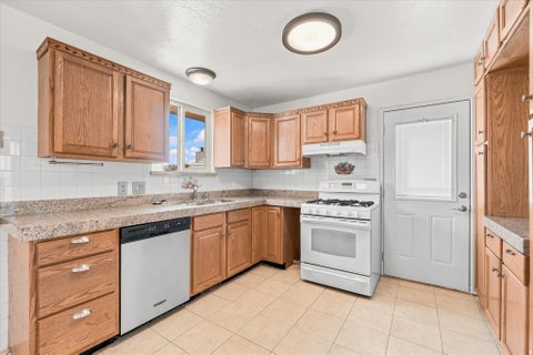 Tiny photo for 4889 W NIAGARA WAY S, Salt Lake City, UT 84118 (MLS # 2180490)