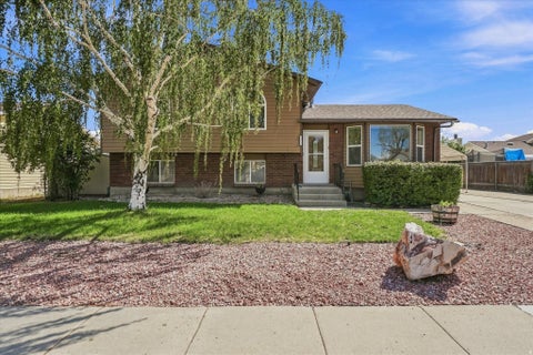 Photo of 4889 W NIAGARA WAY S, Salt Lake City, UT 84118 (MLS # 2180490)