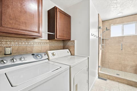 Tiny photo for 4889 W NIAGARA WAY S, Salt Lake City, UT 84118 (MLS # 2180490)