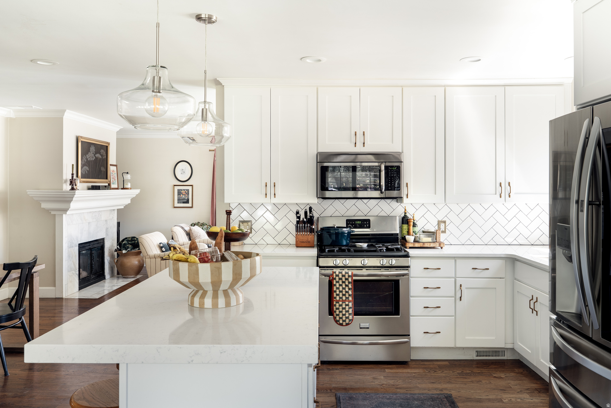 CREEKSIDE - Residential