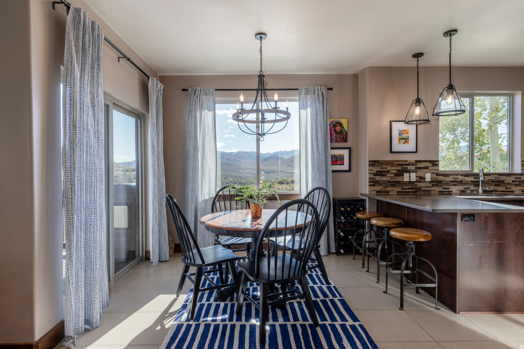 BLACK ROCK RIDGE - Residential