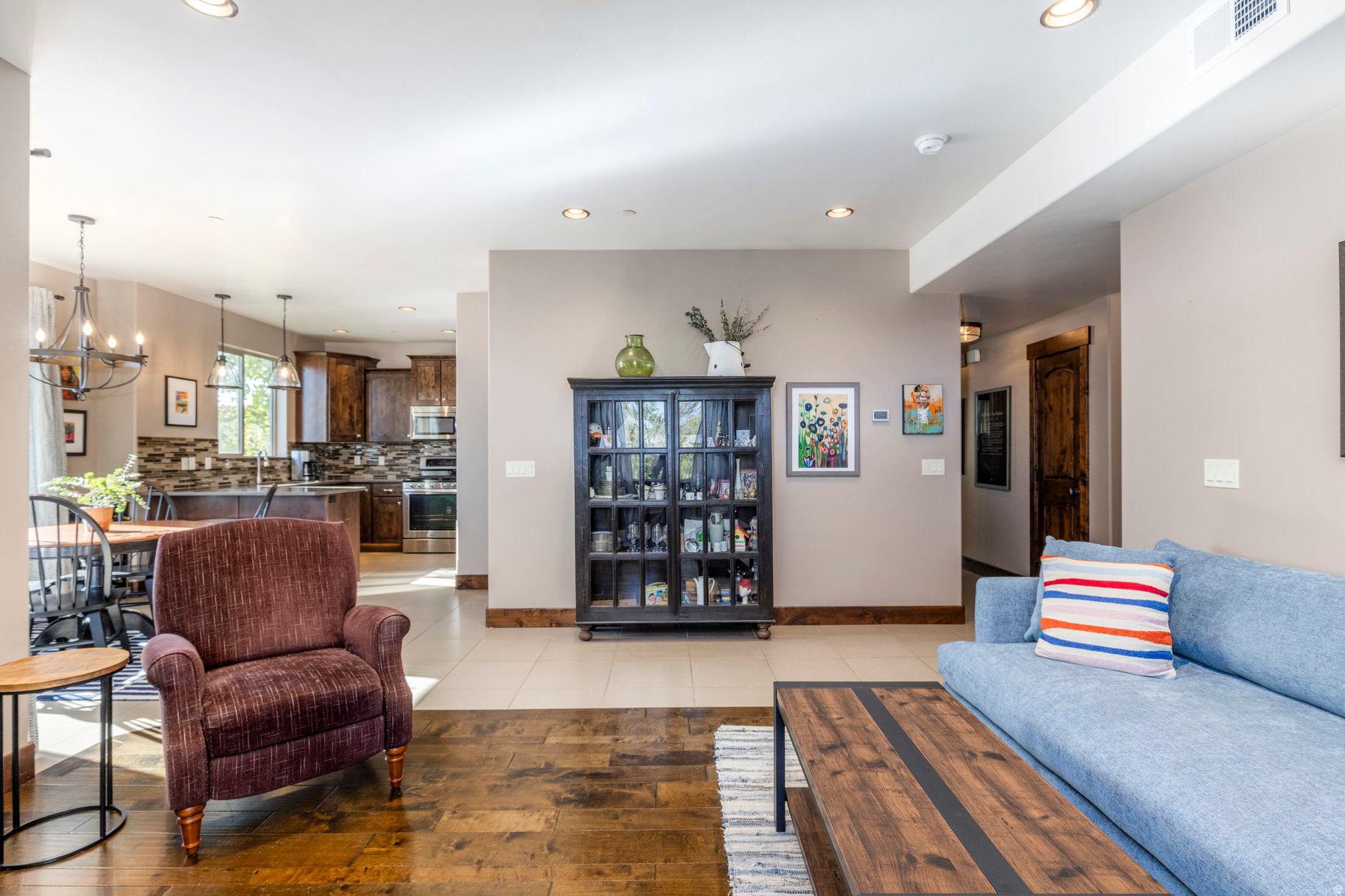 BLACK ROCK RIDGE - Residential