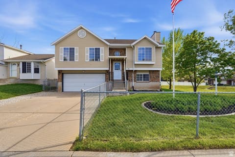 Homes For Sale - 492 W 180<br/> Clearfield, UT 84015