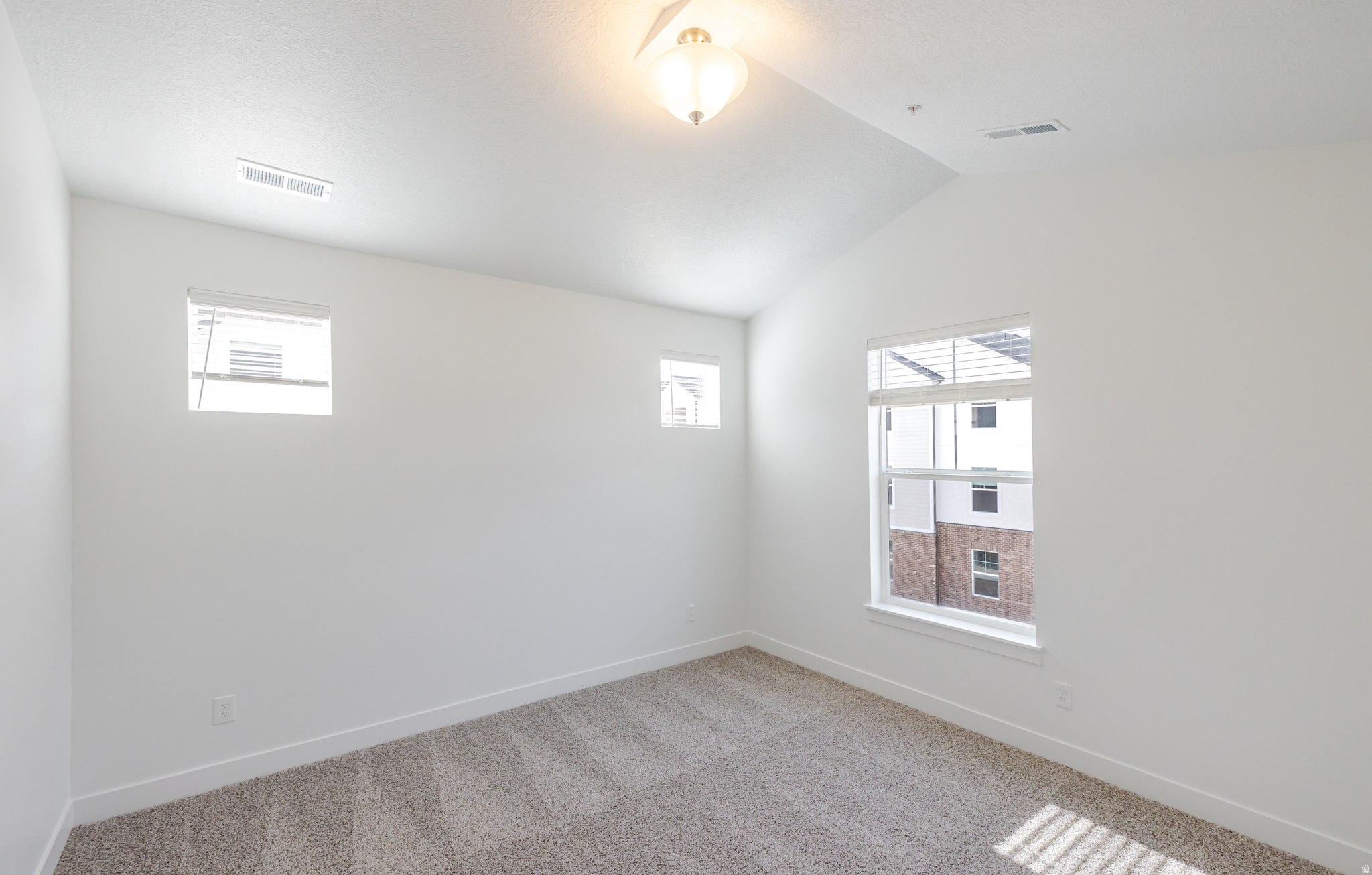 HIGHRIDGE - Residential