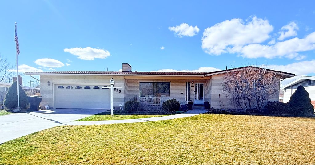 Photo of 625 N 300 E, Tremonton, UT 84337 (MLS # 2142358)