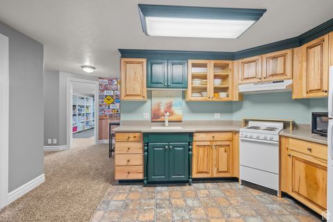 Tiny photo for 8149 S 2425 E, South Weber, UT 84405 (MLS # 2116315)