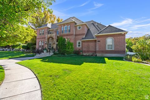 Tiny photo for 8149 S 2425 E, South Weber, UT 84405 (MLS # 2116315)