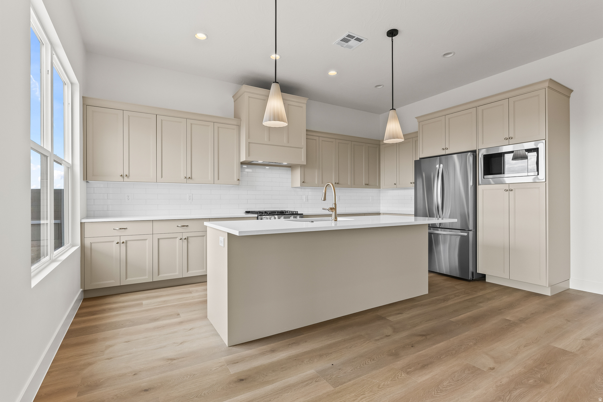 RED SANDS - Residential