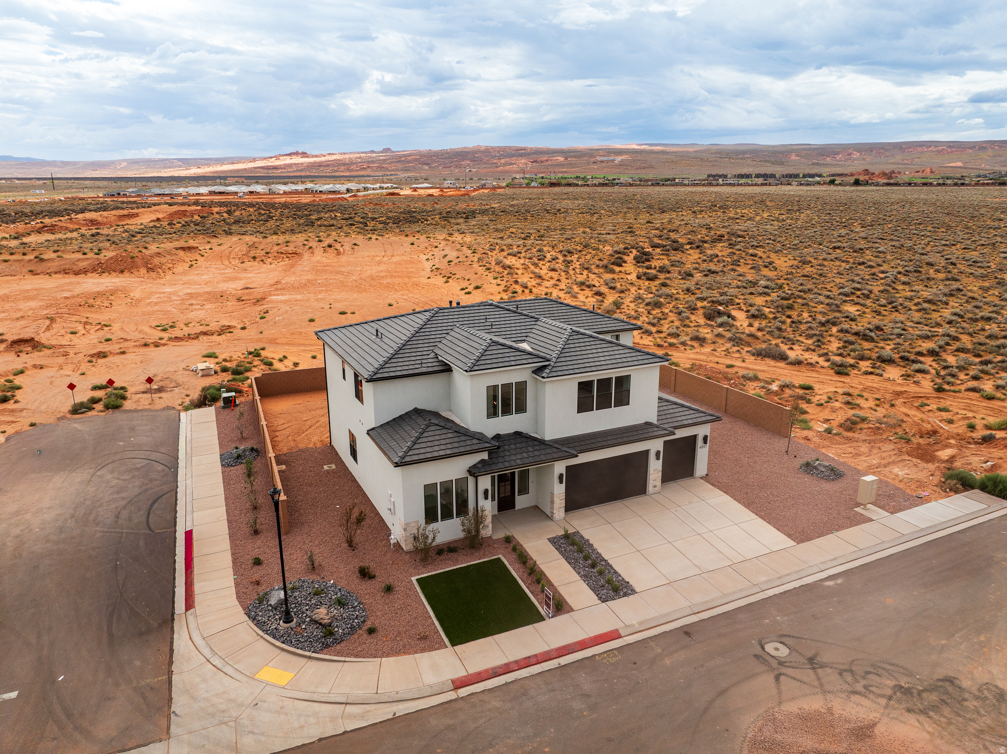 RED SANDS - Residential