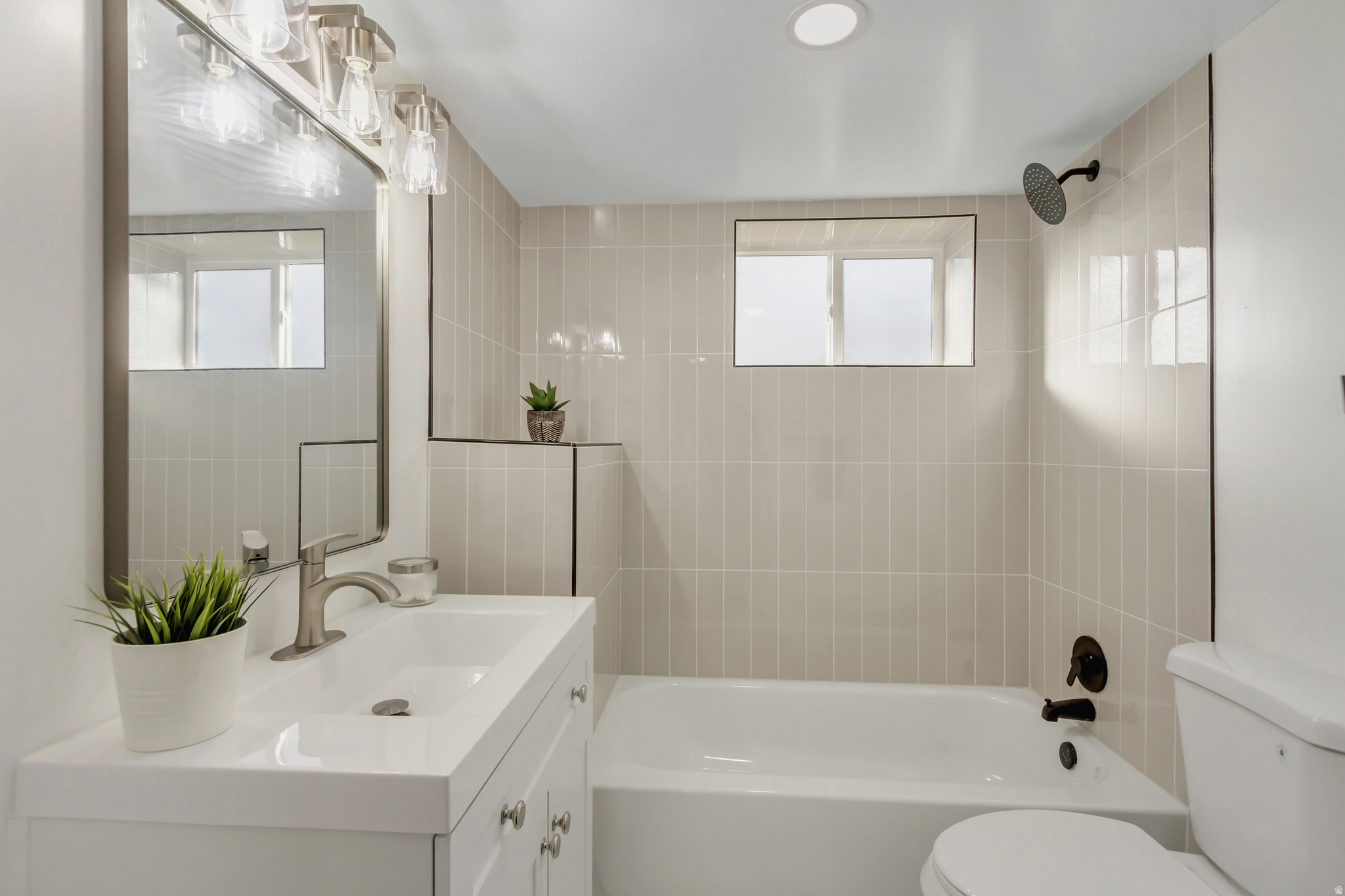 OQUIRRH SHADOWS #7 - Residential