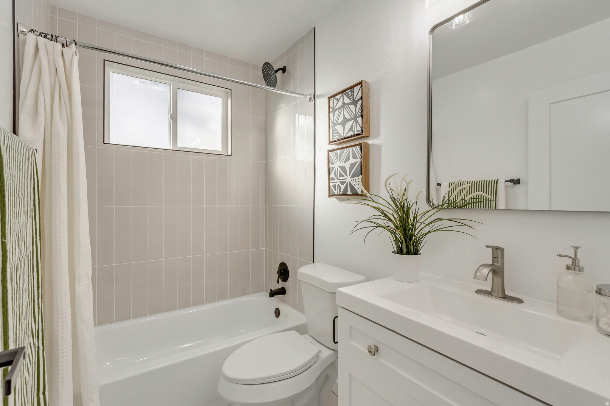 OQUIRRH SHADOWS #7 - Residential