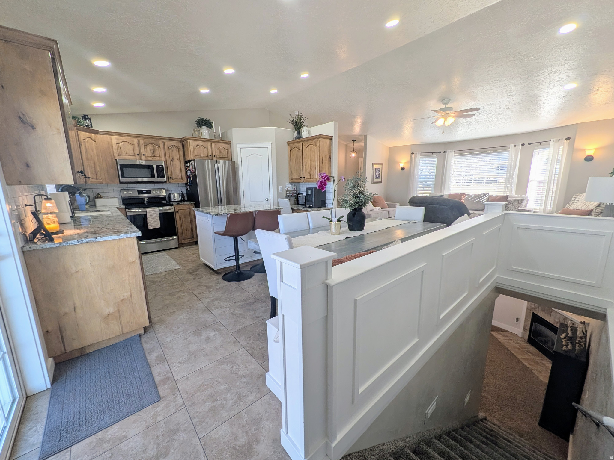 RICHMOND HEIGHTS - Residential