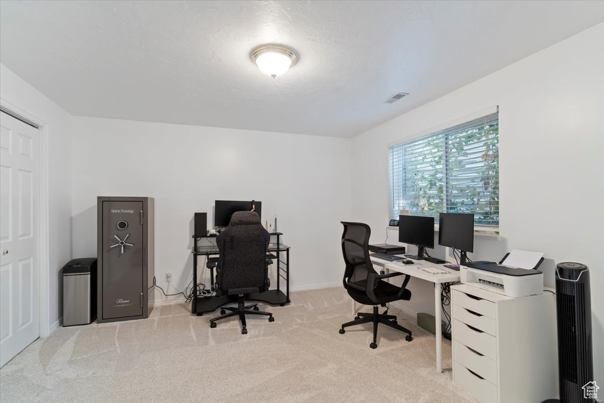 CENTERVILLE COMMONS - Residential