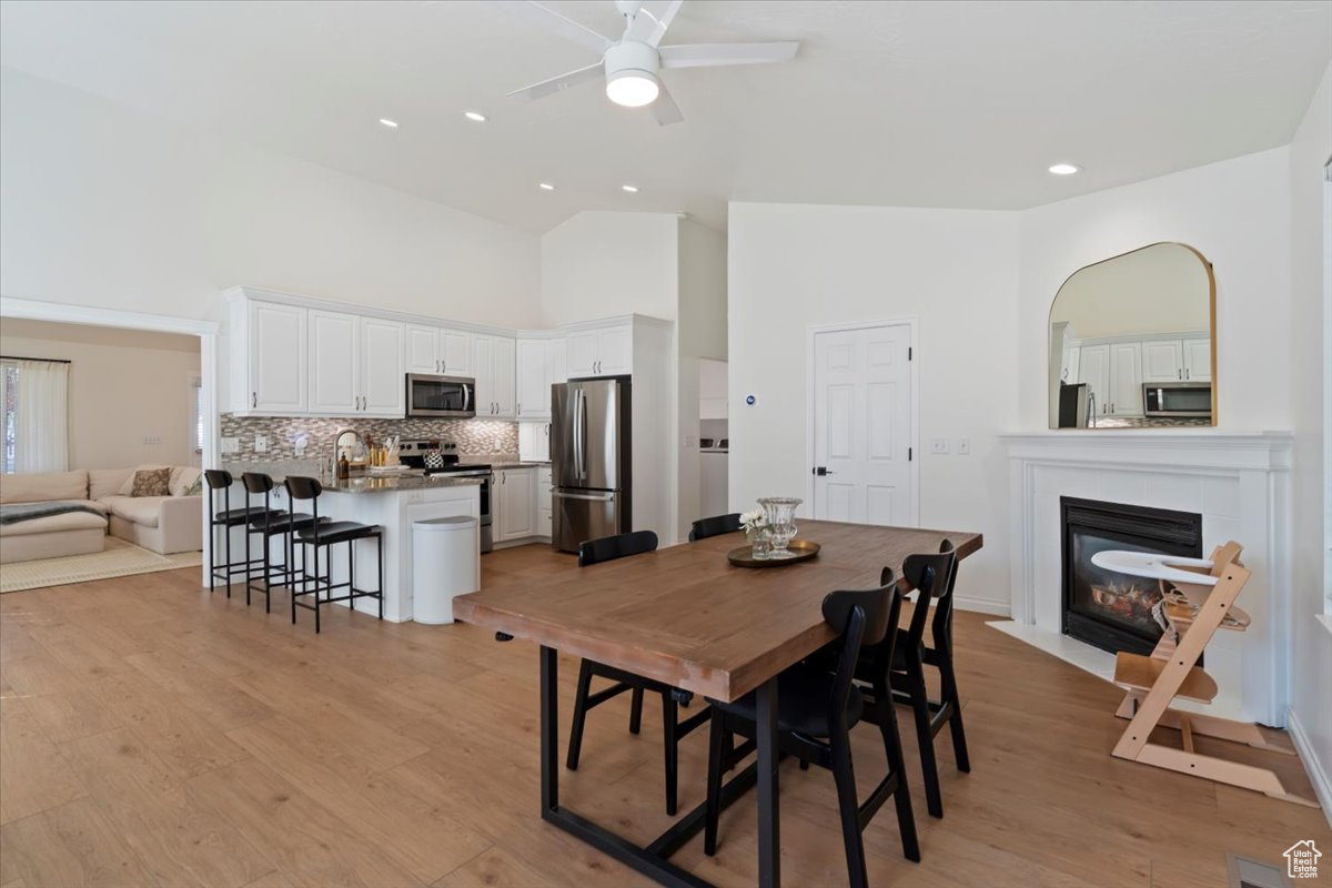 CENTERVILLE COMMONS - Residential