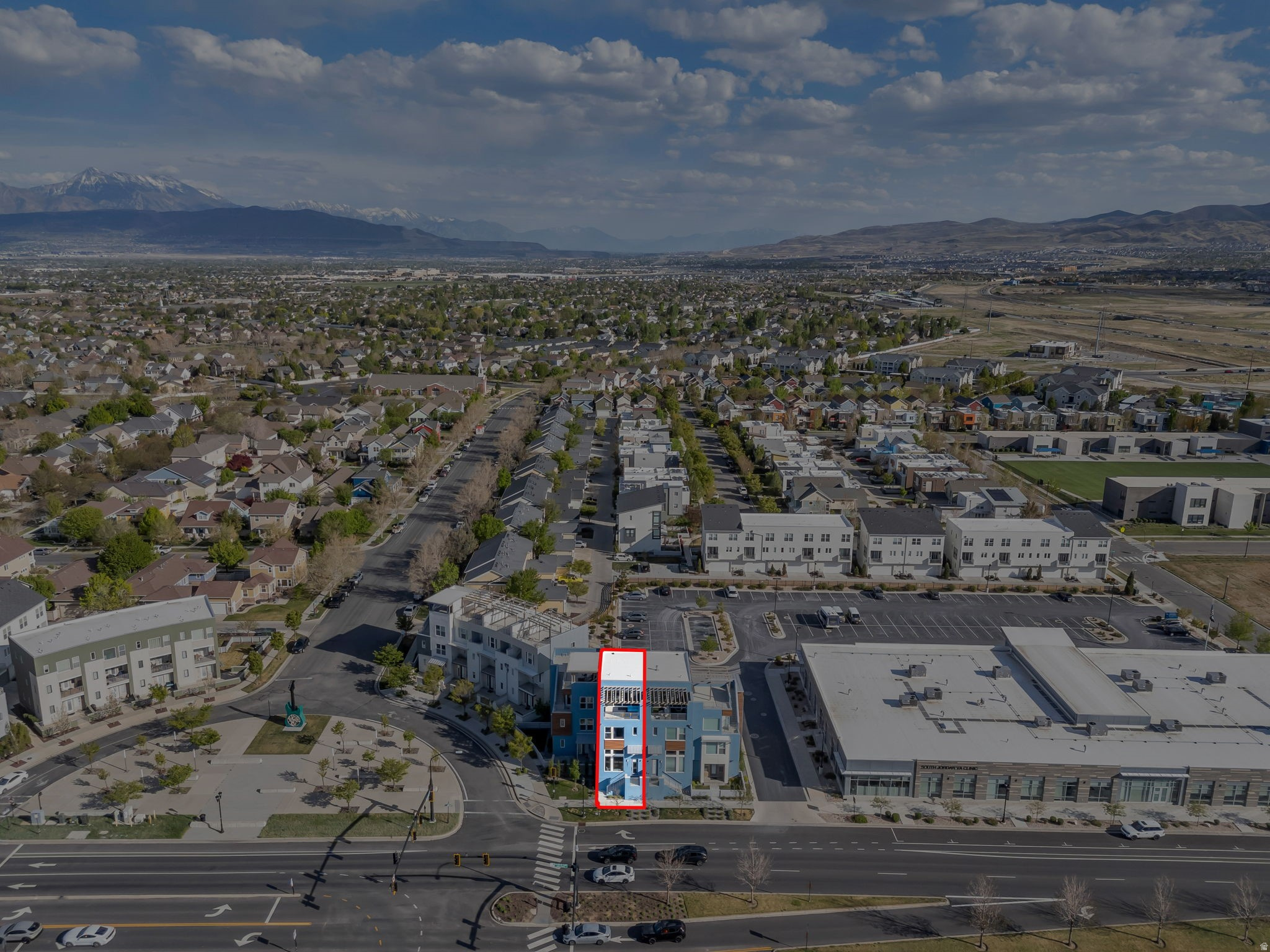 DAYBREAK - Residential