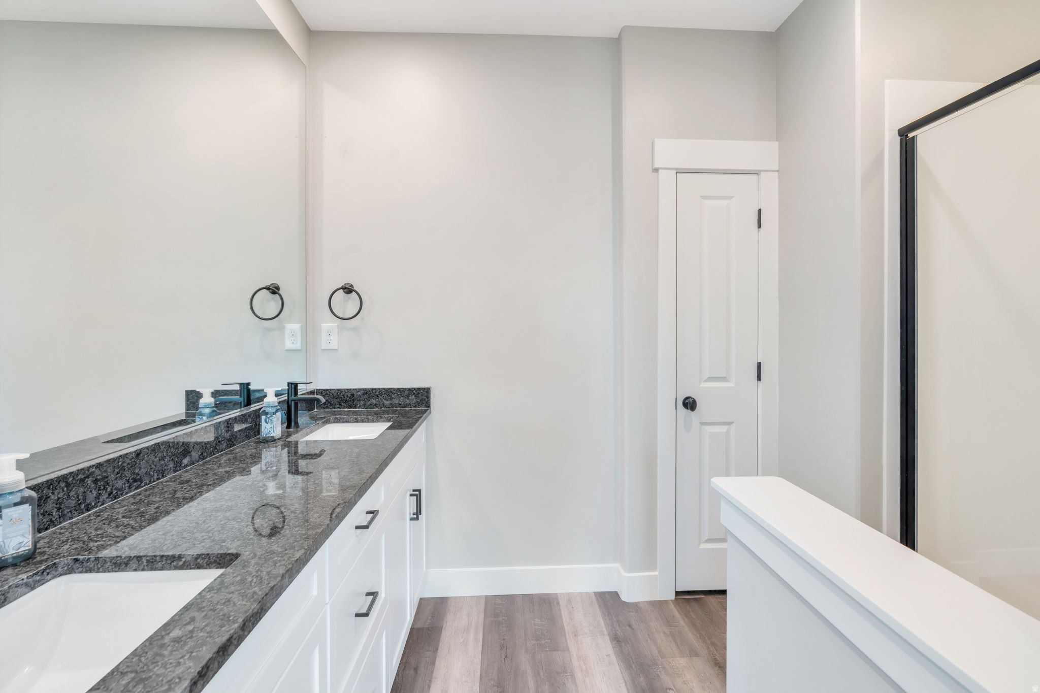 DAYBREAK - Residential