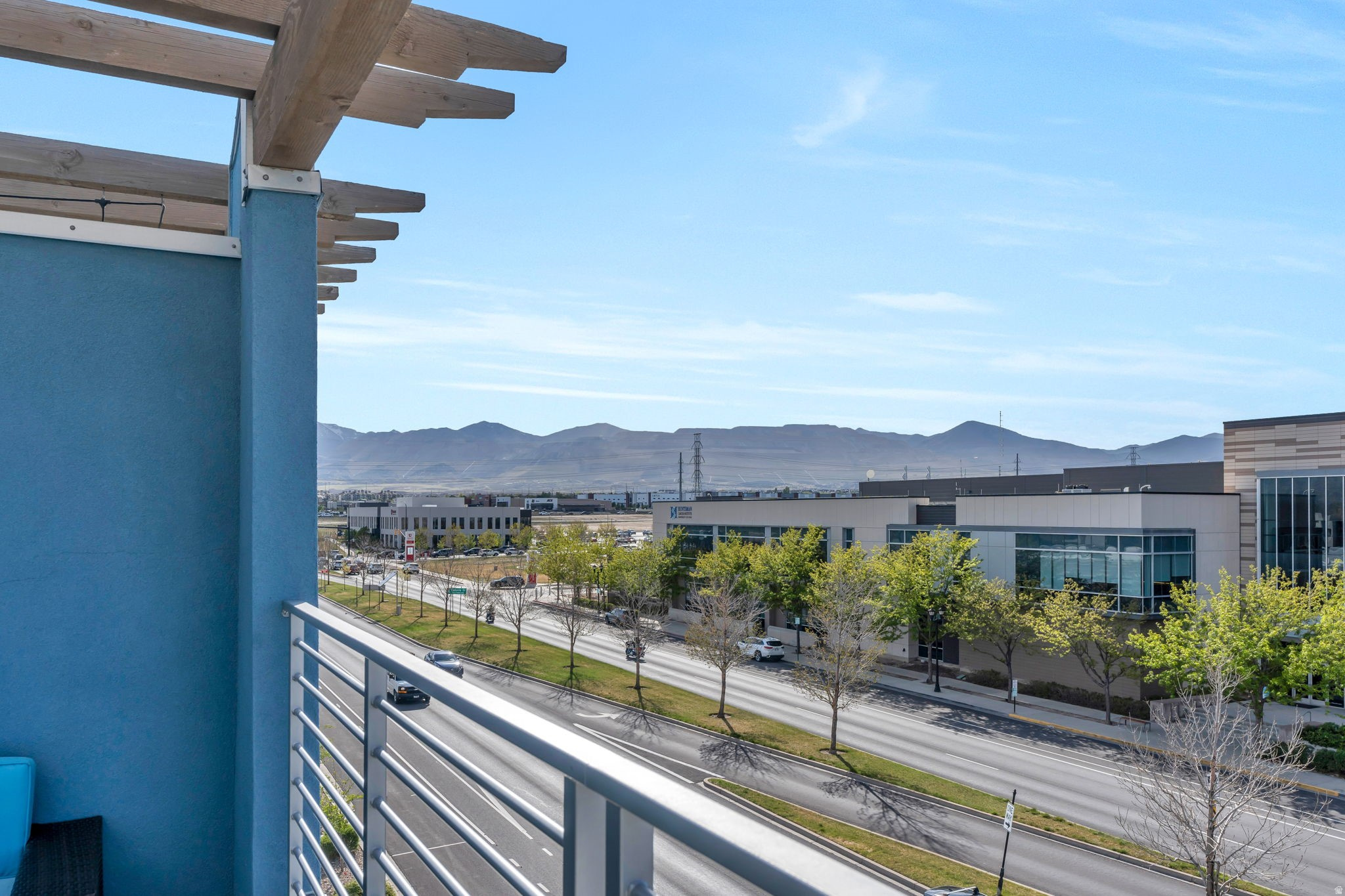 DAYBREAK - Residential