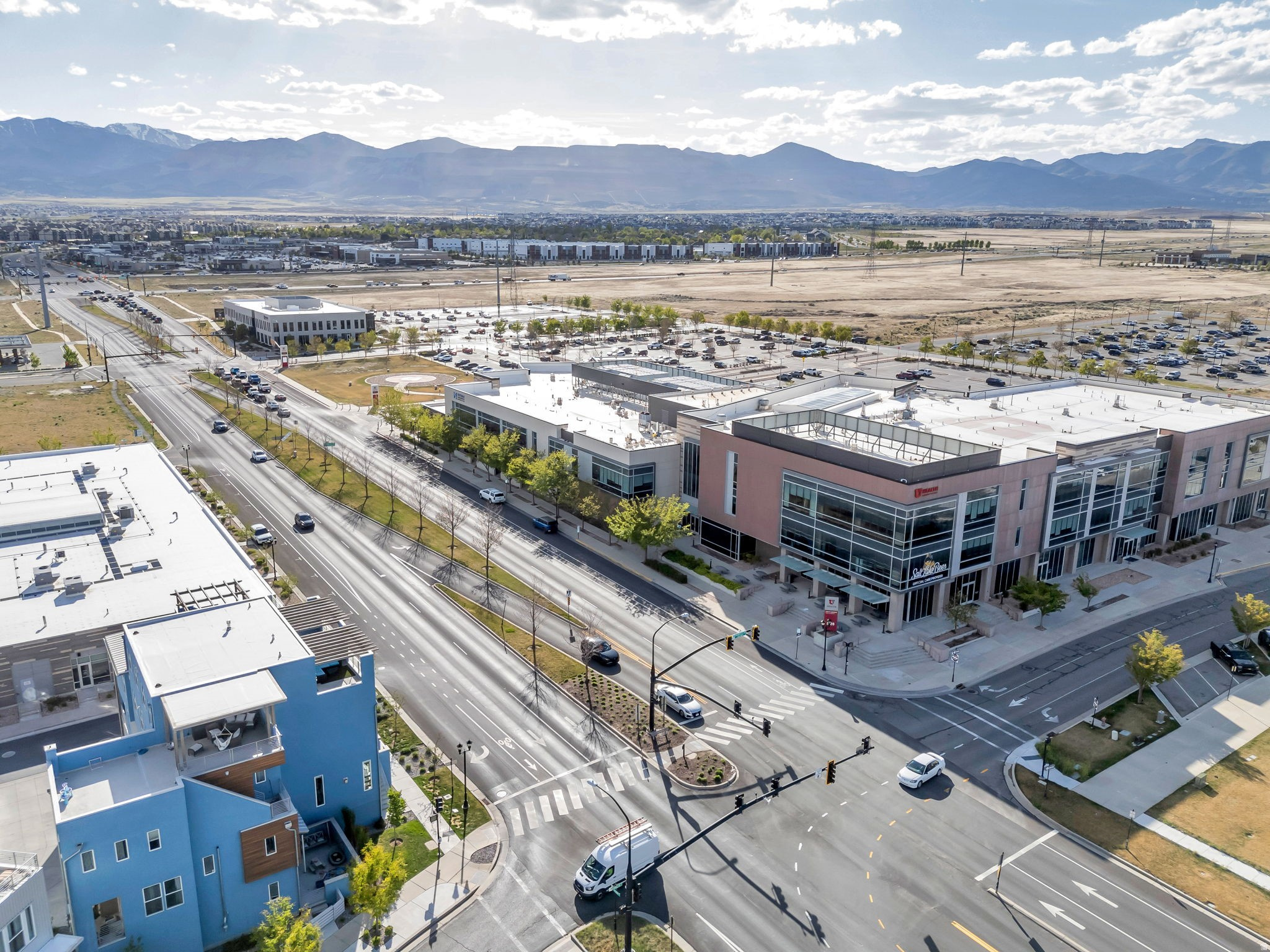 DAYBREAK - Residential