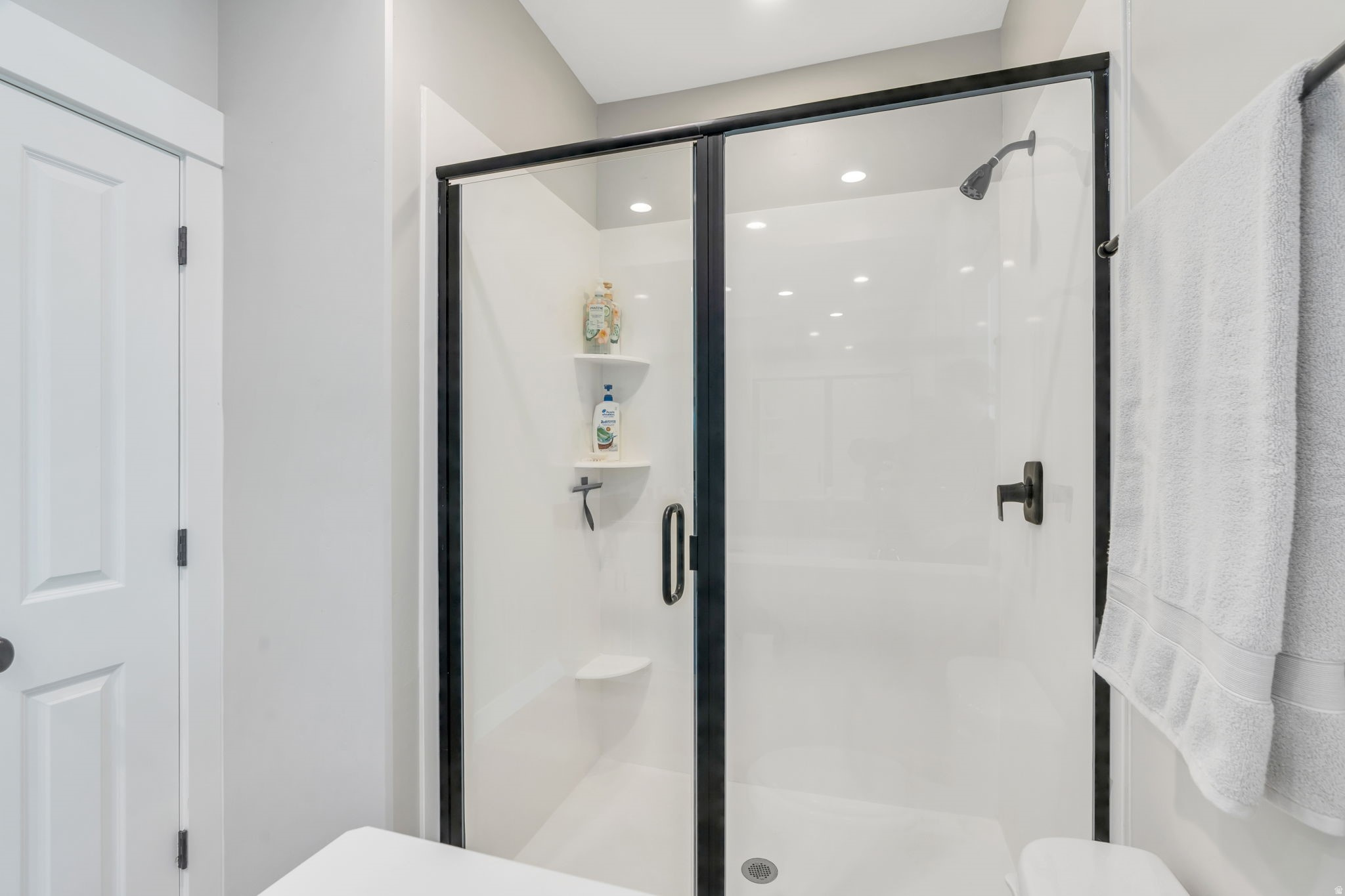 DAYBREAK - Residential