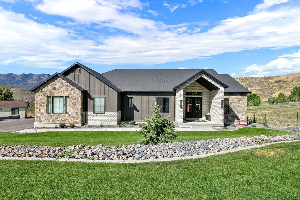 Photo of 4175 SEGO LILY RD, Morgan, UT 84050 (MLS # 2119986)
