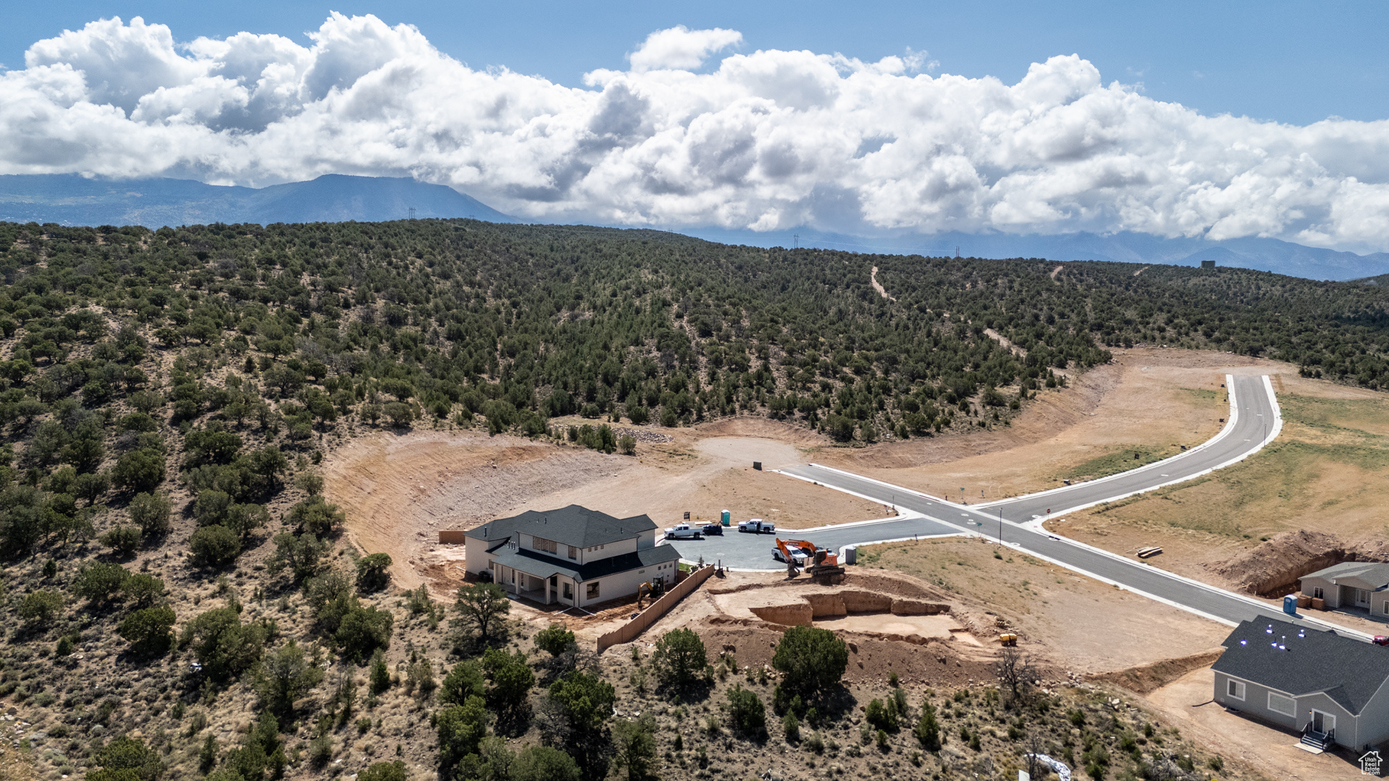 OLD SORREL RANCH - Residential