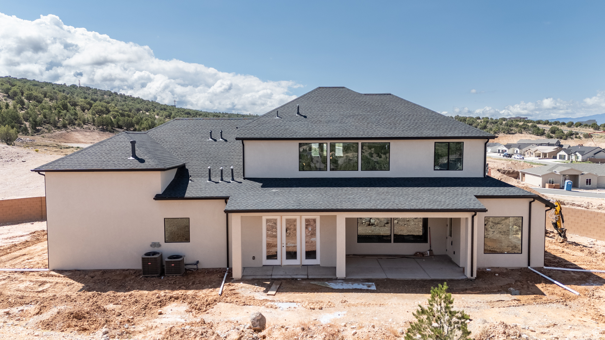 OLD SORREL RANCH - Residential