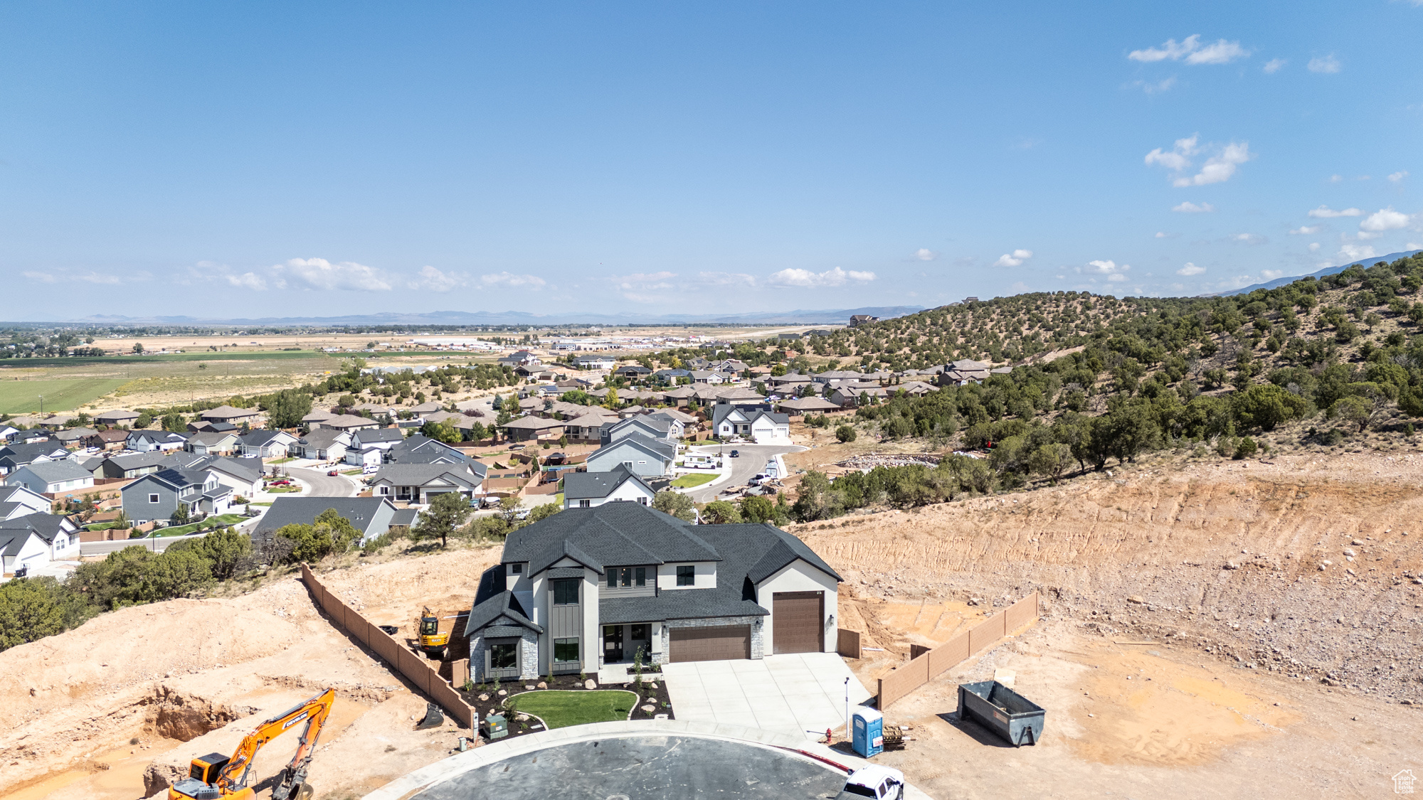 OLD SORREL RANCH - Residential