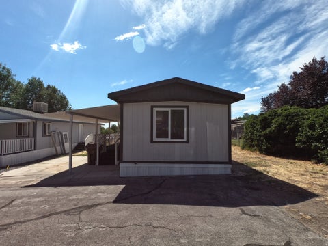 Mobile Home For Sale - 575 N 1350<br/> Clearfield, UT 84015