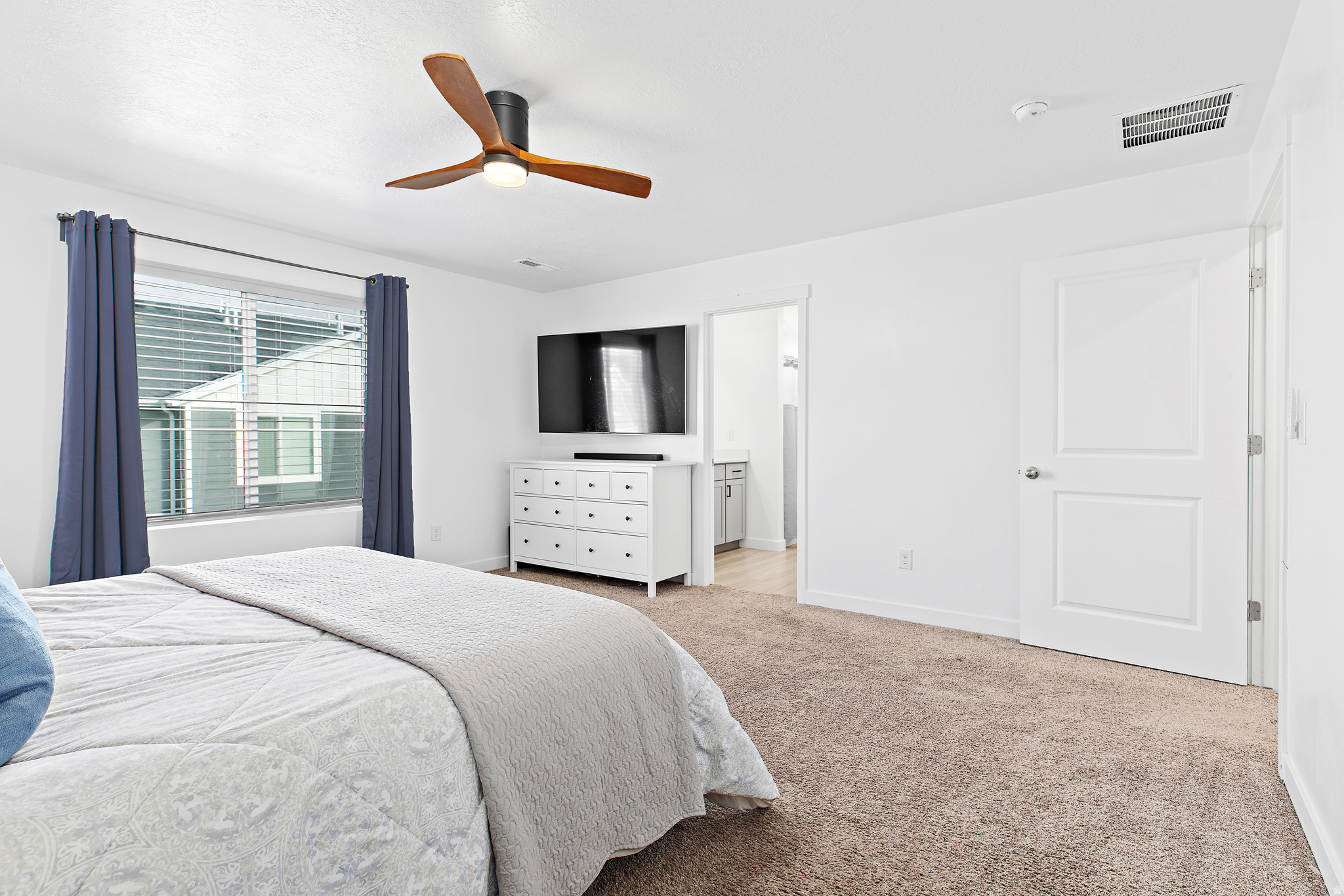 SPRING RANCH - Residential