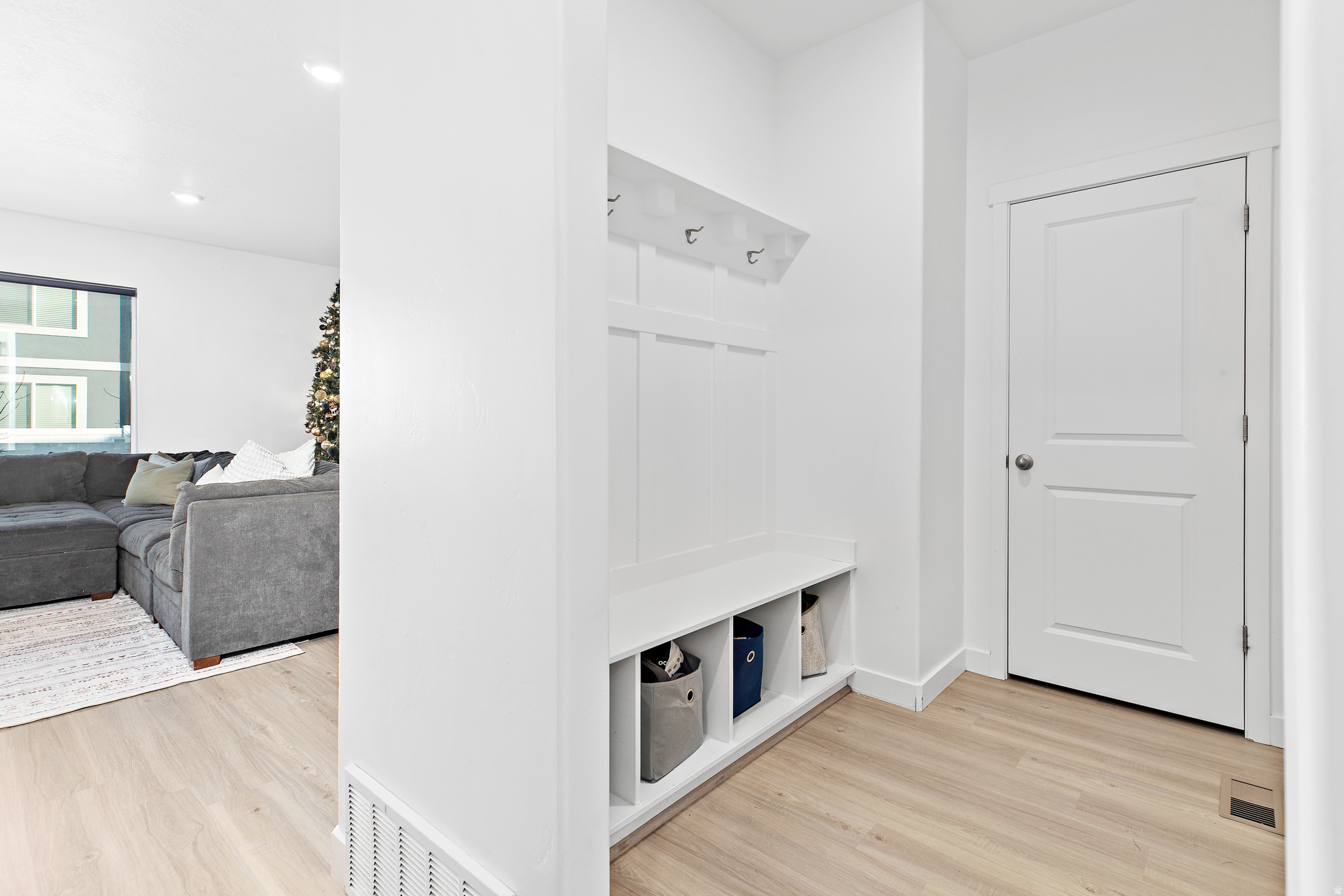 SPRING RANCH - Residential