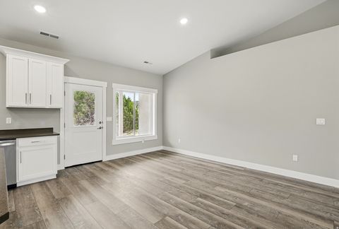 Tiny photo for 1152 E SMOKEY WAY, Cedar City, UT 84721 (MLS # 2129460)