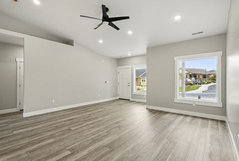 Tiny photo for 1152 E SMOKEY WAY, Cedar City, UT 84721 (MLS # 2129460)