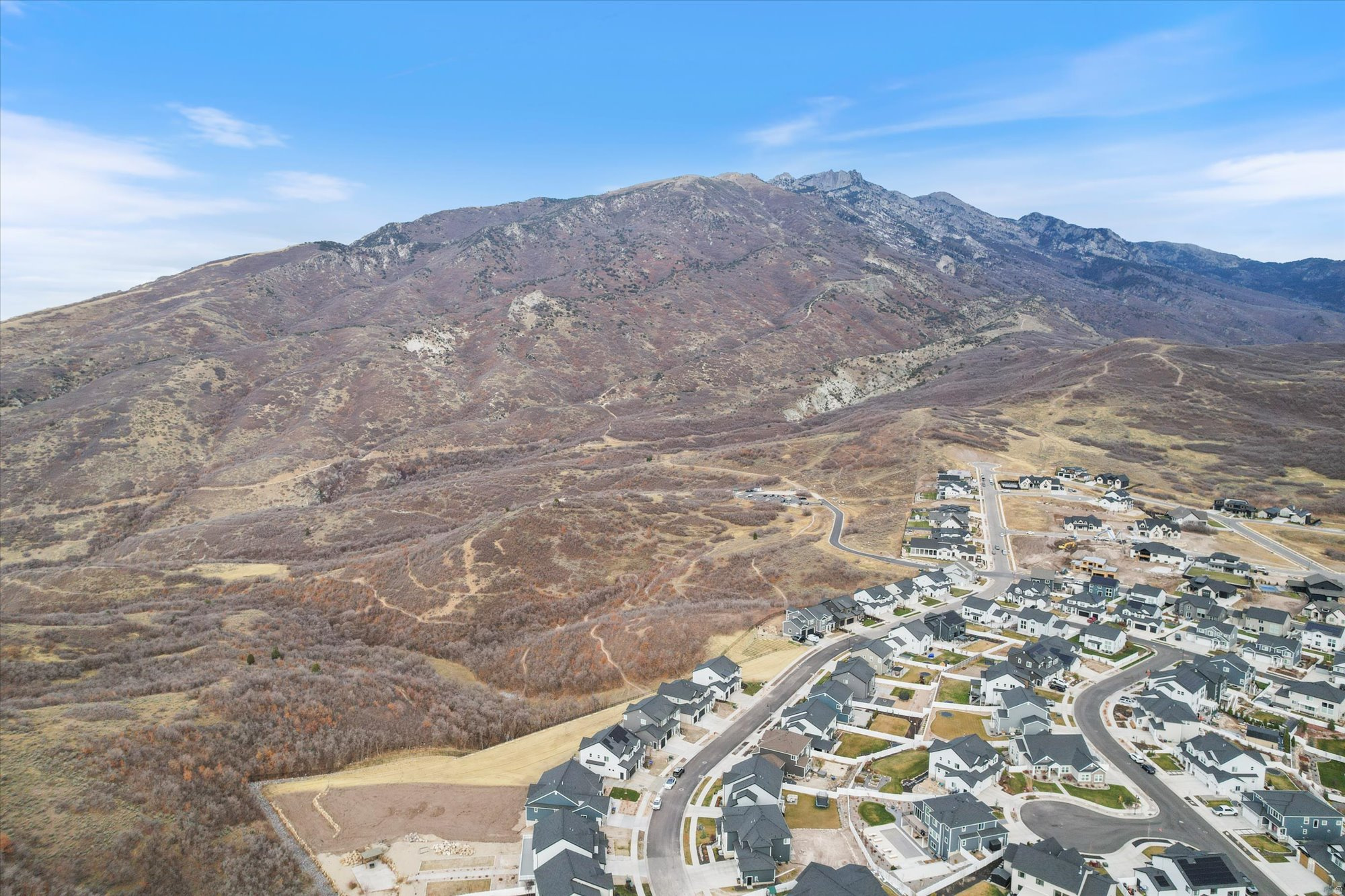 HIDDEN CANYON - Residential