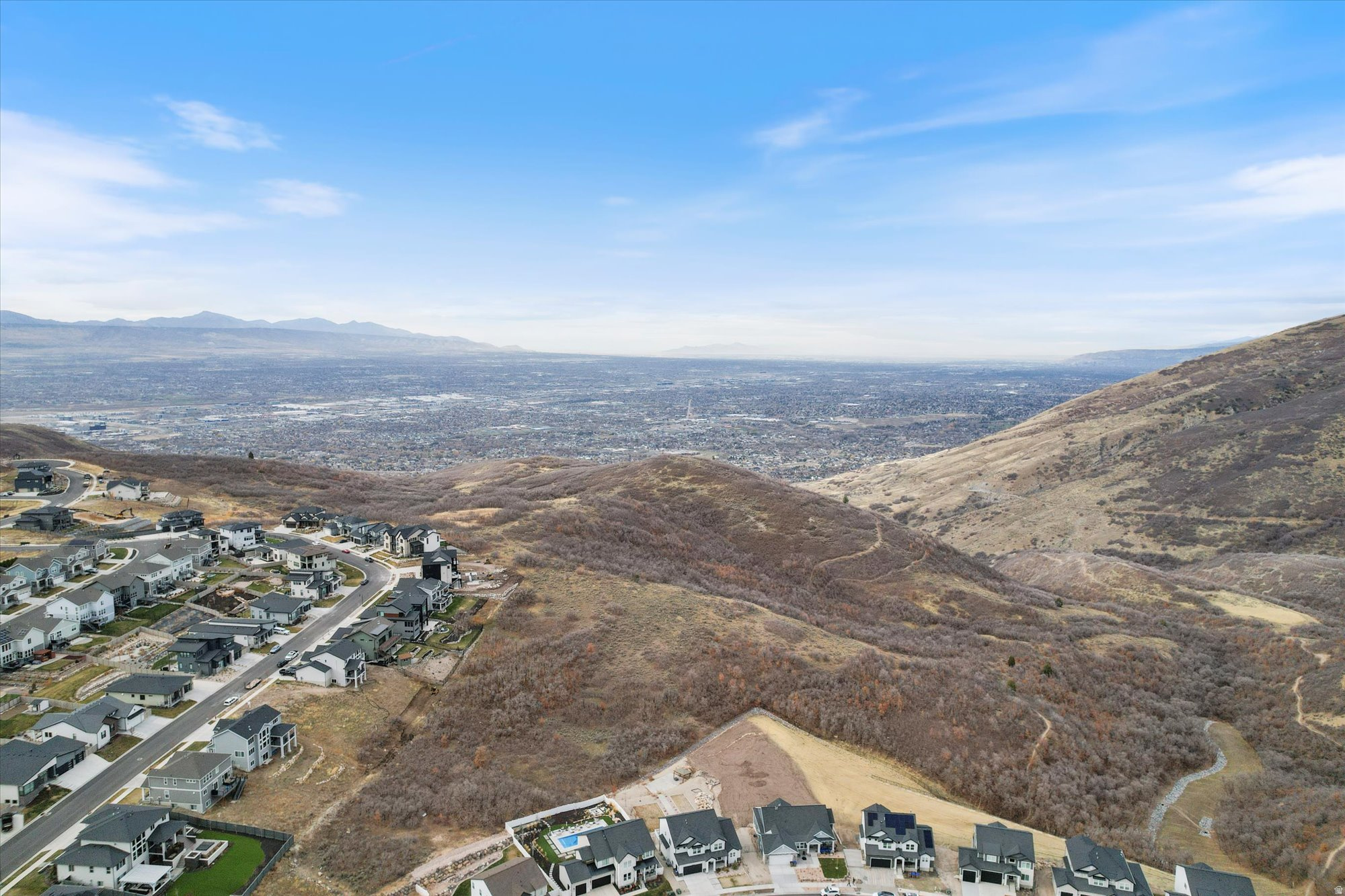 HIDDEN CANYON - Residential