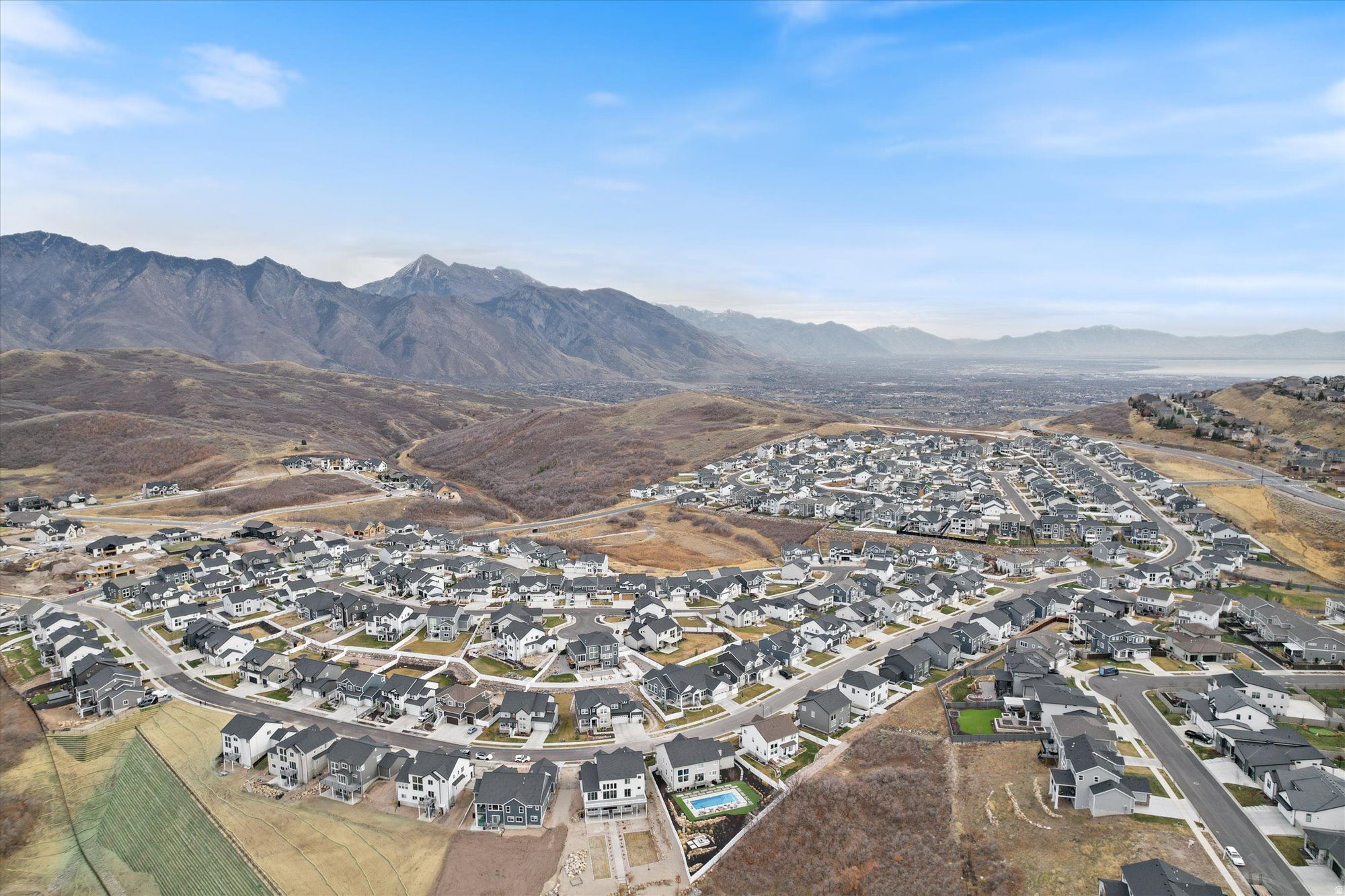 HIDDEN CANYON - Residential