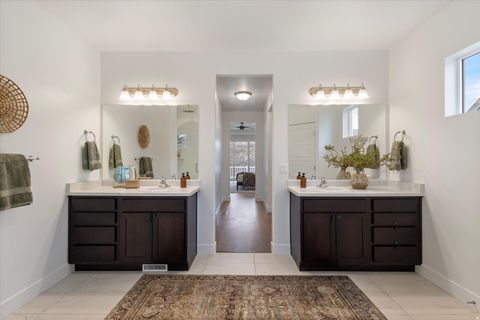 Tiny photo for 14648 S SPRINGTIME RD, Draper (UT Cnty), UT 84020 (MLS # 2123704)