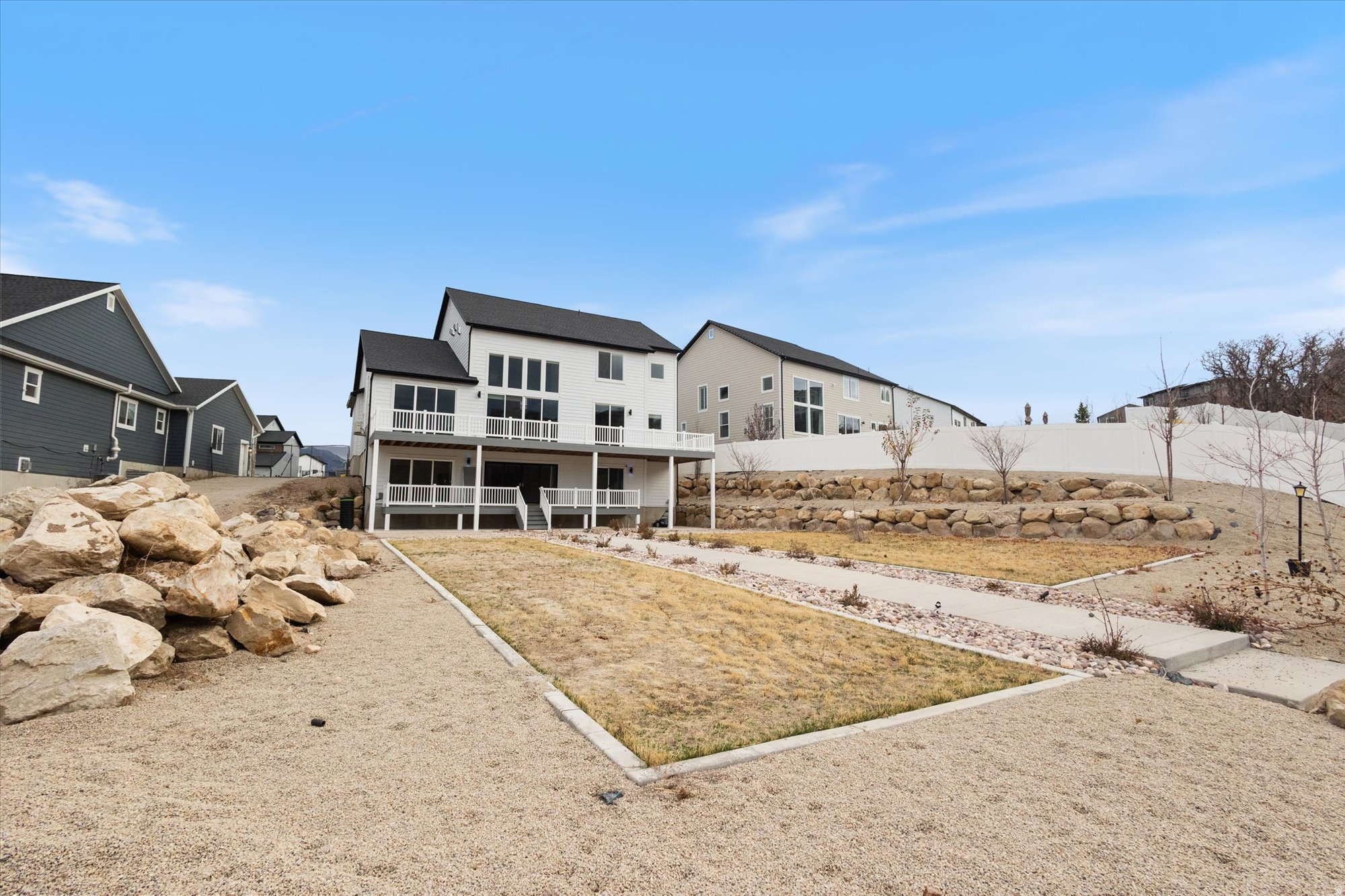 HIDDEN CANYON - Residential