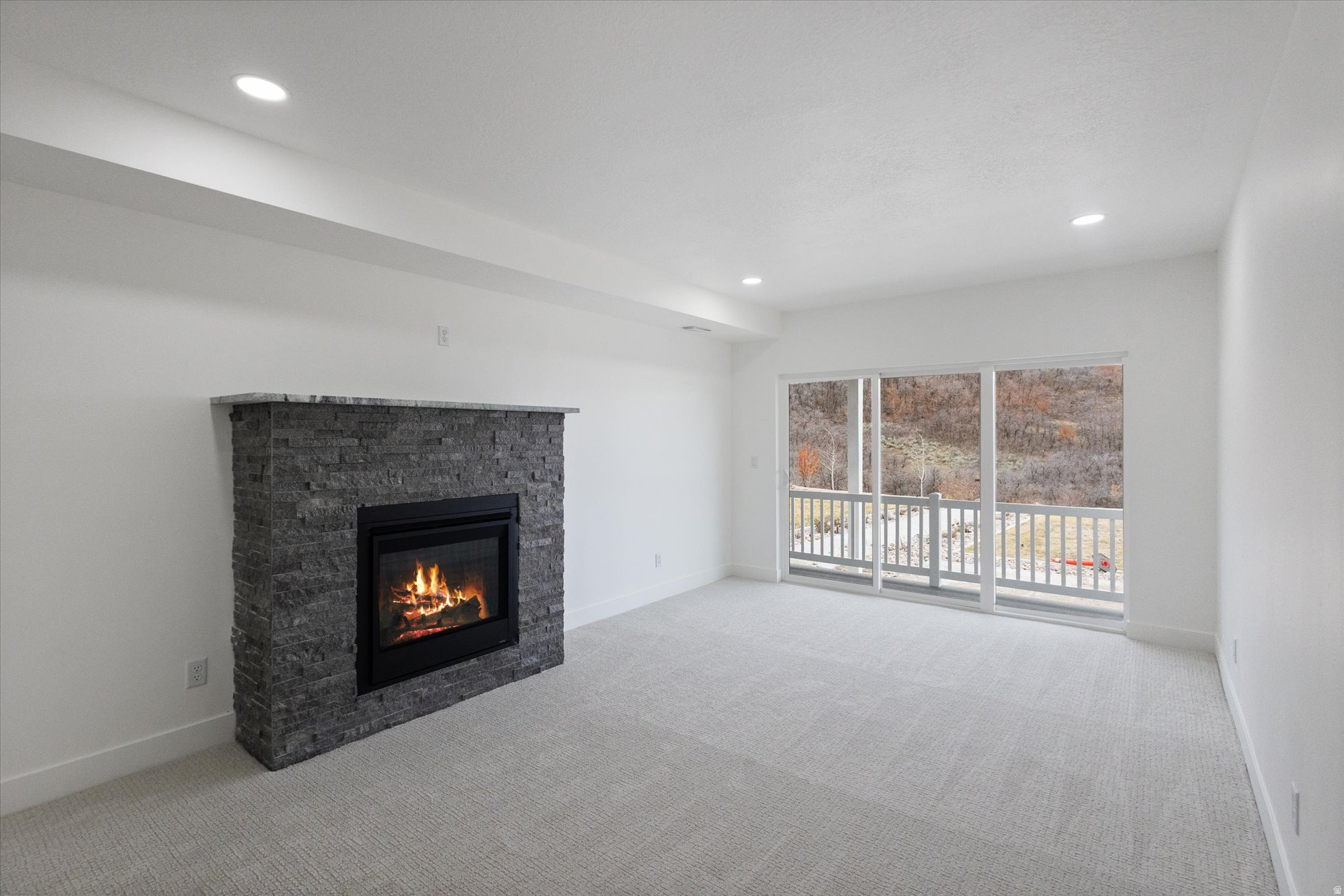 HIDDEN CANYON - Residential