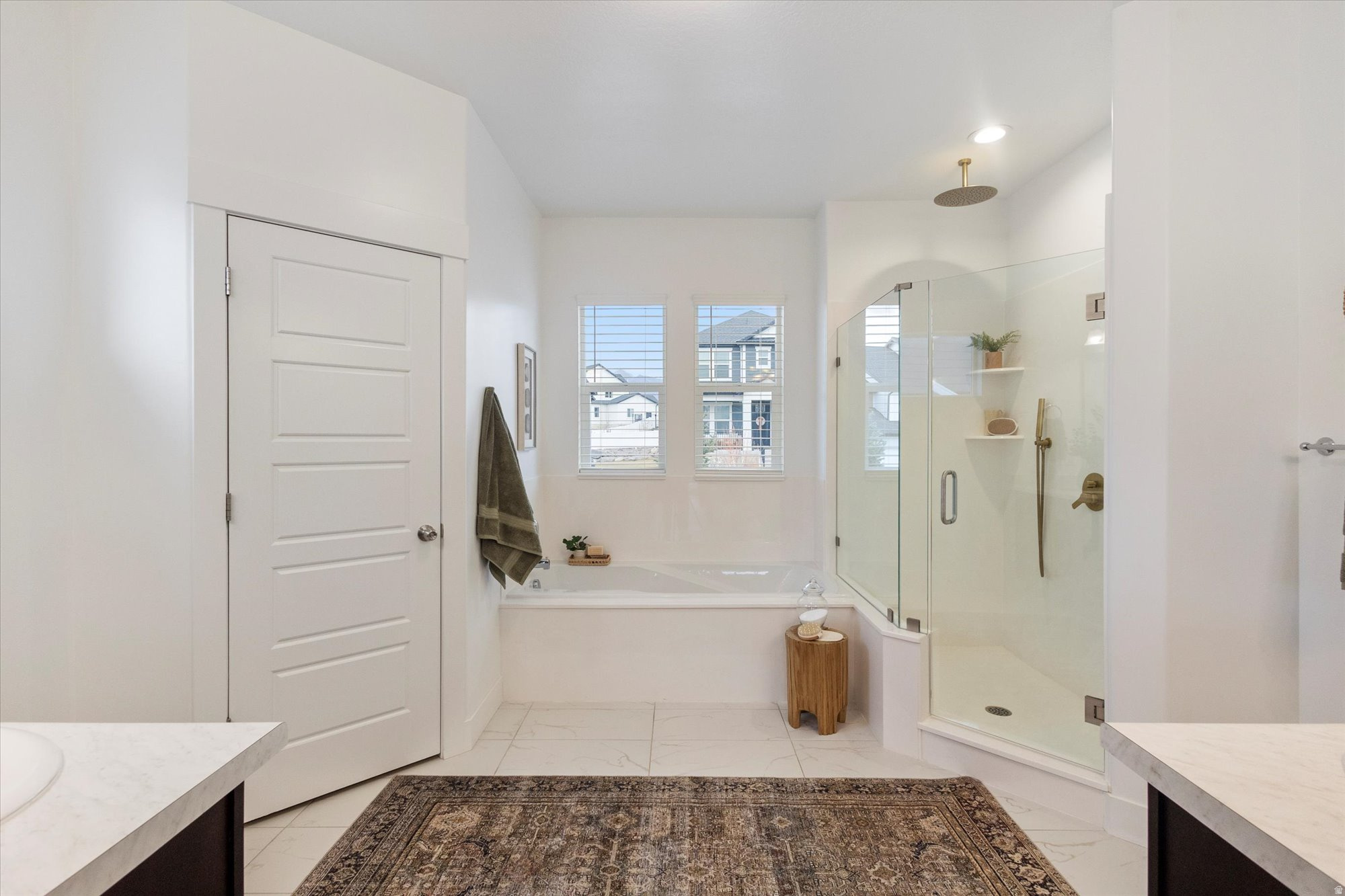 HIDDEN CANYON - Residential