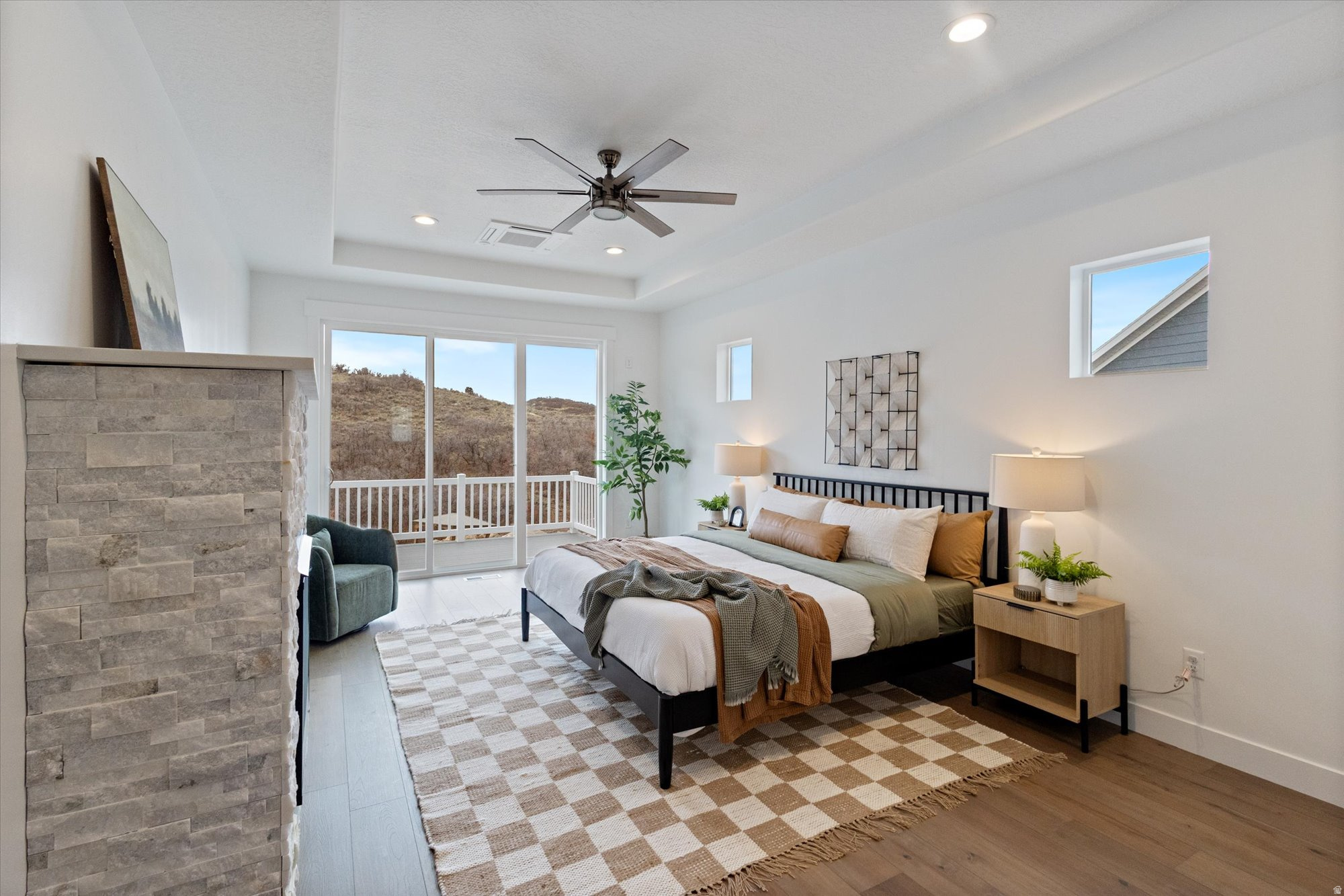 HIDDEN CANYON - Residential