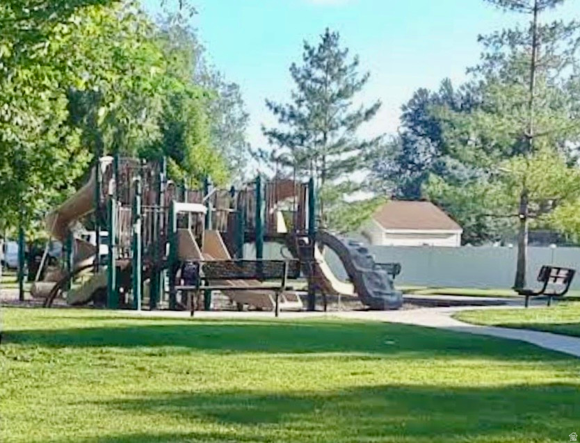 HENSON - Residential